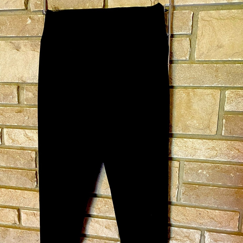 LULU B Womens Sz Small Black Stretch Yoga - NEVER WORN